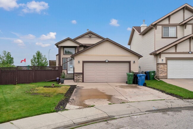 property at 182 Panatella Cir NW