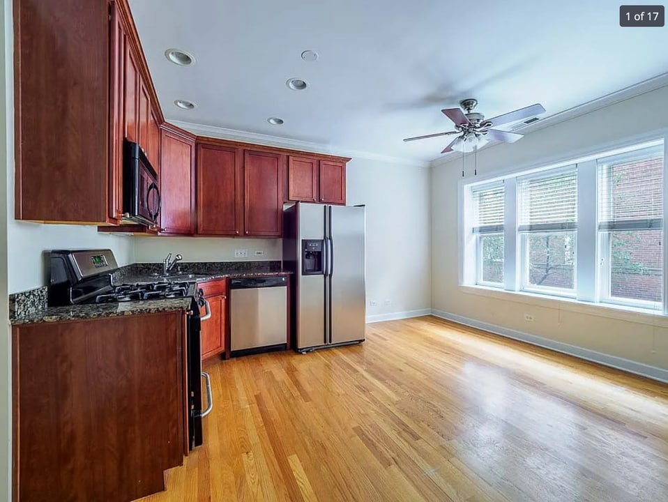 3256 N Clifton Ave, Unit 2W in Chicago, IL - Building Photo