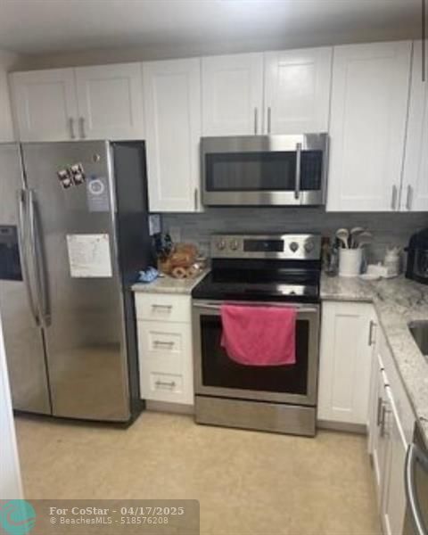 property at 7175 Orange Dr