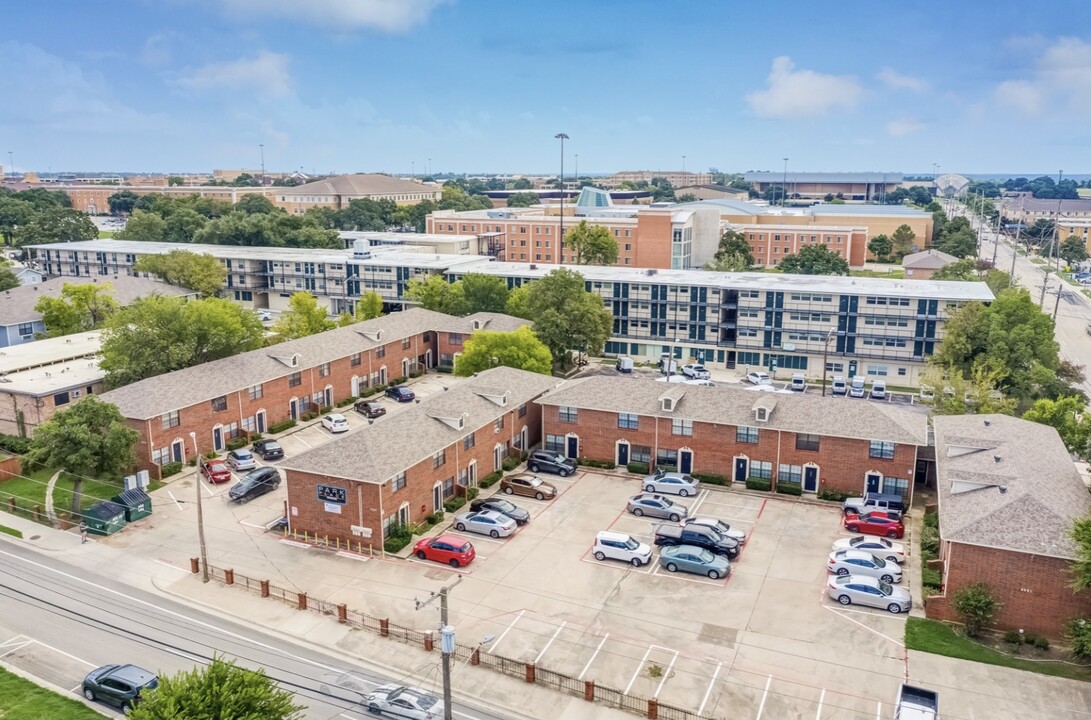 Park Place in Denton, TX - Foto de edificio