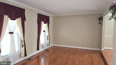 10 Forest Brook Ct in Germantown, MD - Building Photo - Building Photo