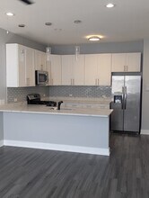 3925 S Indiana Ave in Chicago, IL - Building Photo - Building Photo