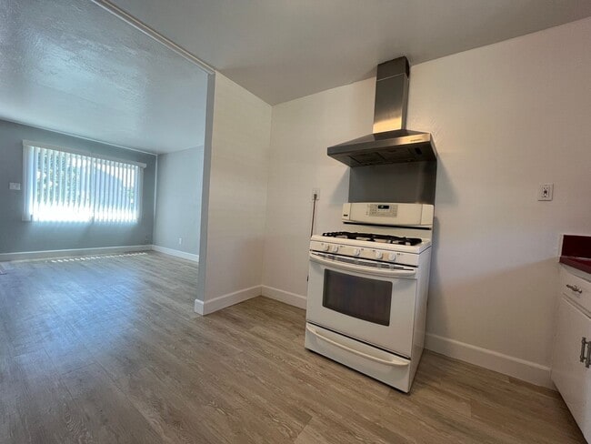 property at 41035 Lincoln St