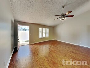 414 River Point Dr in Woodstock, GA - Building Photo - Building Photo