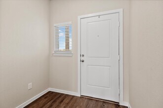 13599 Sonali Springs Dr in Conroe, TX - Building Photo - Building Photo