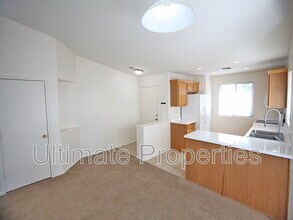 25754 W Siesta Way in Buckeye, AZ - Building Photo - Building Photo