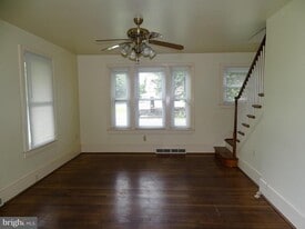 7512 Friendship Village Rd in Chambersburg, PA - Building Photo