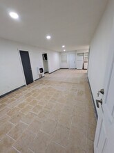 1726 E Dartmouth St, Unit B in Lubbock, TX - Building Photo - Building Photo