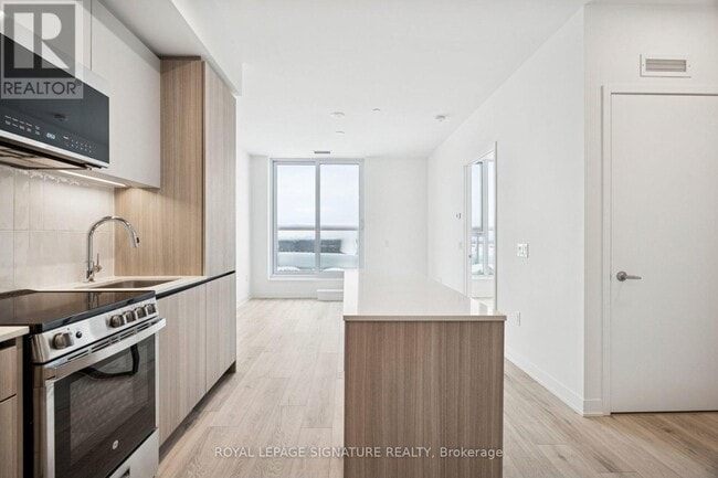 20 All Nations Dr in Brampton, ON - Building Photo - Building Photo