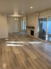 28850 Conejo View Dr in Agoura Hills, CA - Building Photo - Building Photo