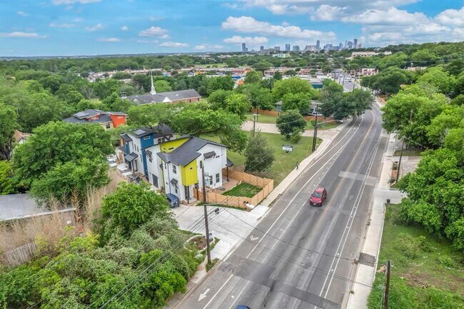 3507 Oak Springs Dr in Austin, TX - Foto de edificio - Building Photo