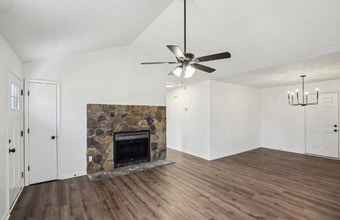 109 Rosswood Dr in Smyrna, TN - Foto de edificio - Building Photo