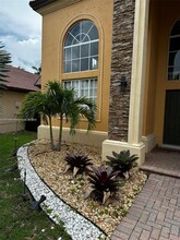 1080 NE 35th Ave in Homestead, FL - Building Photo - Building Photo