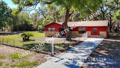 34758 Evergreen Way in Ridge Manor, FL - Building Photo - Building Photo