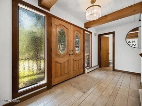 445 Country Club Dr in Incline Village, NV - Building Photo - Building Photo