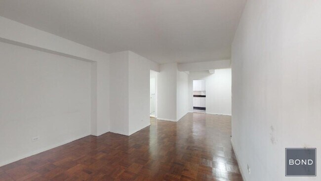 property at 157e E 57th St