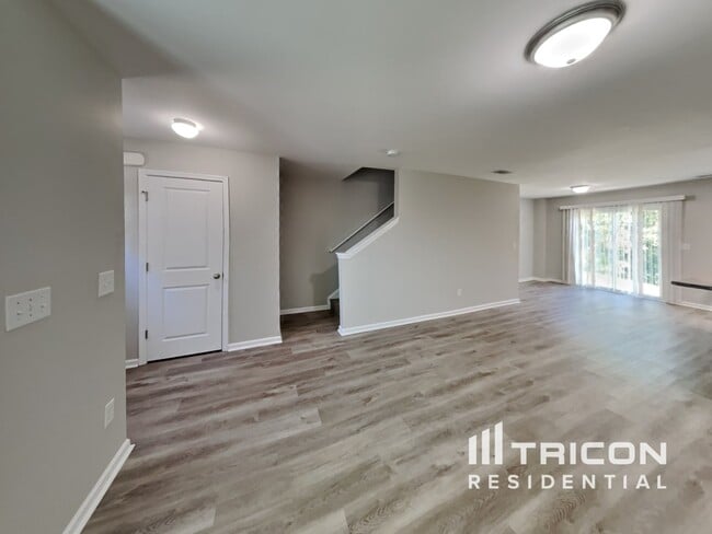 1857 Belle Arbor Dr in Nashville, TN - Building Photo - Building Photo