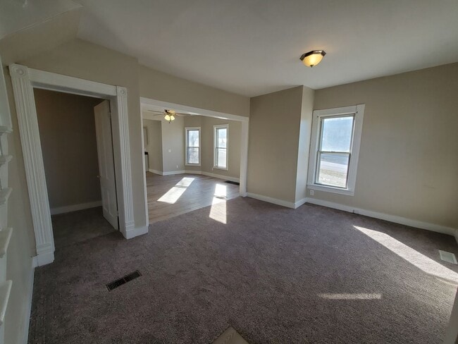 1608 8th Ave in Moline, IL - Building Photo - Building Photo