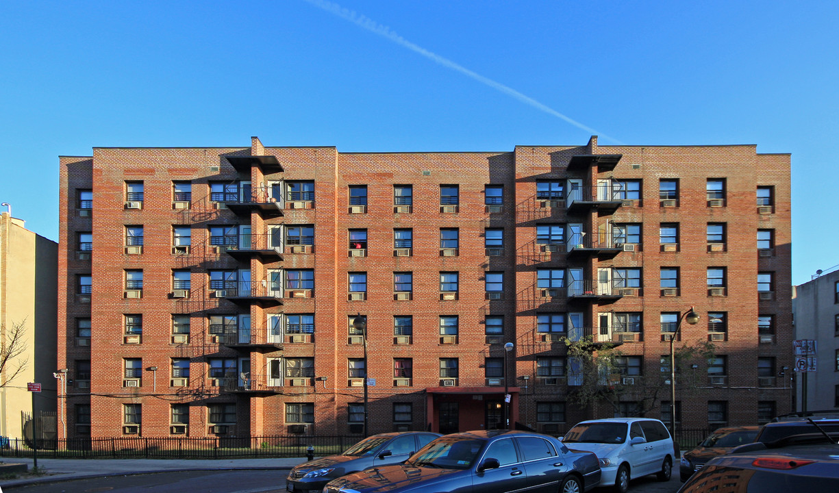 St. Marks in Brooklyn, NY - Foto de edificio