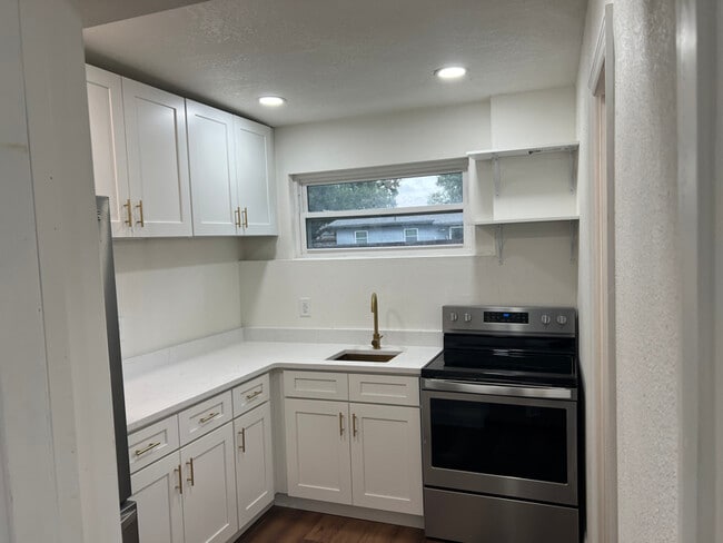 property at 805 Ridgefield Ave