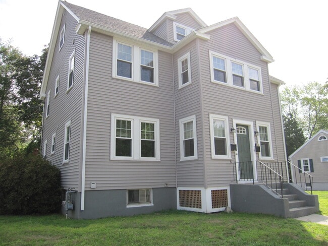 29 Underwood Ave
