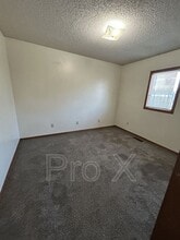 401 E Adams St in Pittsburg, KS - Building Photo - Building Photo