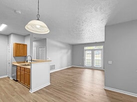 Beaver Creek Apartments in Newburgh, IN - Building Photo