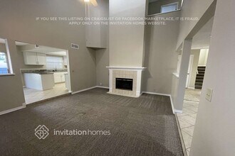 9056 Quail Creek Dr in Tampa, FL - Foto de edificio - Building Photo