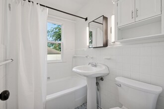 4650 Minnehaha Ave in Minneapolis, MN - Building Photo - Building Photo
