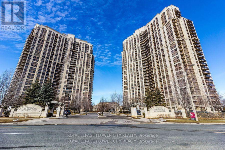 710-2710 Humberwood Blvd in Toronto, ON - Building Photo