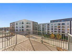 2650 University Ave W in St. Paul, MN - Building Photo