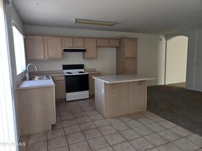 8746 W Manzanita Dr in Peoria, AZ - Building Photo - Building Photo