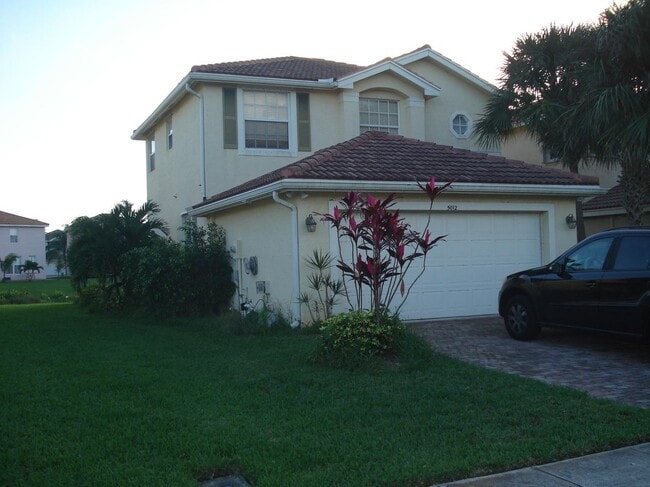 5012 Starblaze Dr