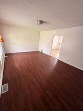 2256 N Pasadena St in Indianapolis, IN - Foto de edificio - Building Photo