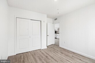 915 N Broad St in Philadelphia, PA - Building Photo - Building Photo