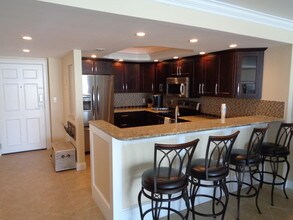 800 SE 20th Ave-Unit -1009 in Deerfield Beach, FL - Building Photo - Building Photo