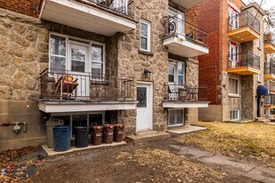 2160 Saint-Joseph Boul E in Montréal, QC - Building Photo