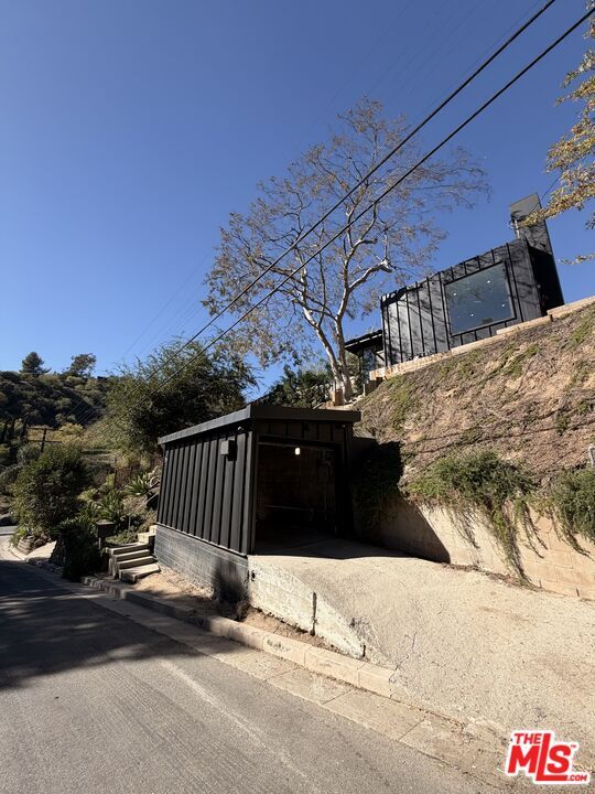 property at 4517 Cleland Ave