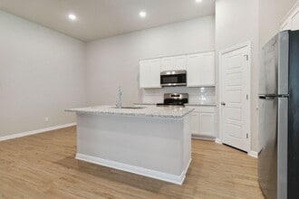 119 Gunner Rd in Buda, TX - Building Photo - Building Photo