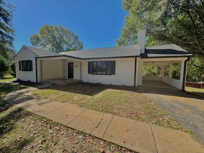 property at 5165 Boonsboro Rd