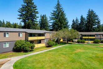 The Clubhouse at Port Orchard in Port Orchard, WA - Foto de edificio - Building Photo