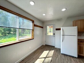 35650 Southern Bluff St in Soldotna, AK - Building Photo - Building Photo