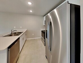 3522 Gillot Blvd in Port Charlotte, FL - Foto de edificio - Building Photo