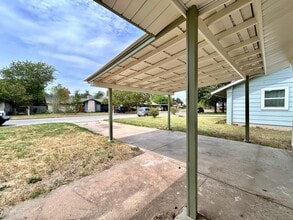 1902 Joy Ln in Austin, TX - Building Photo - Building Photo
