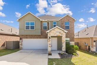 913 Legends Ln in Georgetown, TX - Building Photo - Building Photo