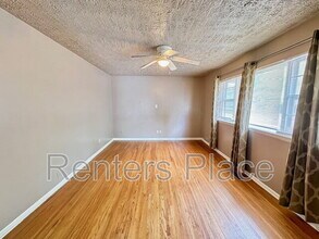 5611 S Rockford Ave in Tulsa, OK - Building Photo - Building Photo
