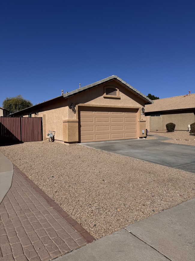 7680 W Foothill Dr in Peoria, AZ - Building Photo - Building Photo