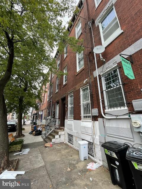 property at 523 N 35th St