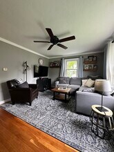 3 Linda Circuit in Grafton, MA - Foto de edificio - Building Photo