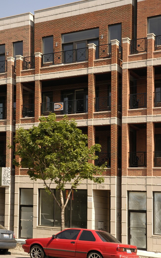 2702-2712 W Chicago Ave